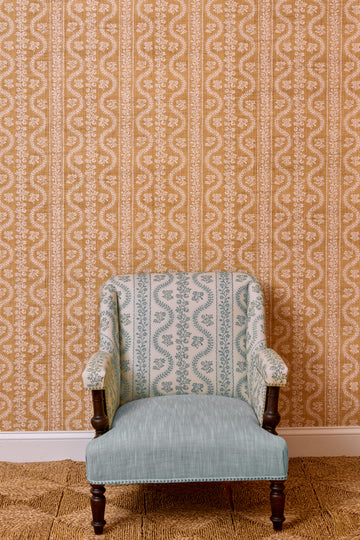 Design by Sister Parish, Photo by John Gruen