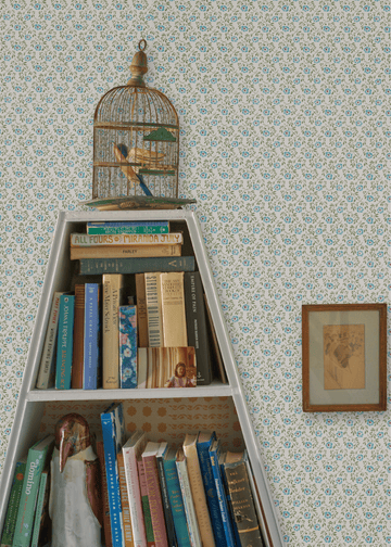 Breakfast in Bed Wallpaper Peacock Fig